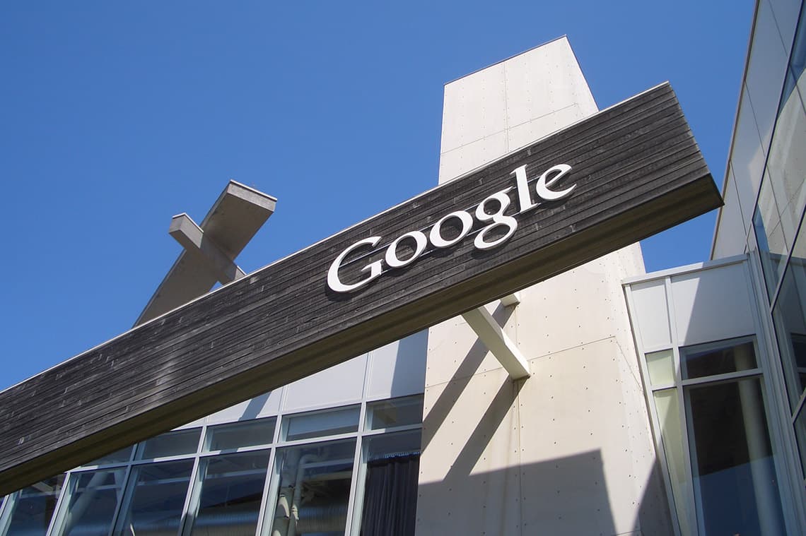 google-cree-outil-danalyser-optimiser-achats-de-voyages