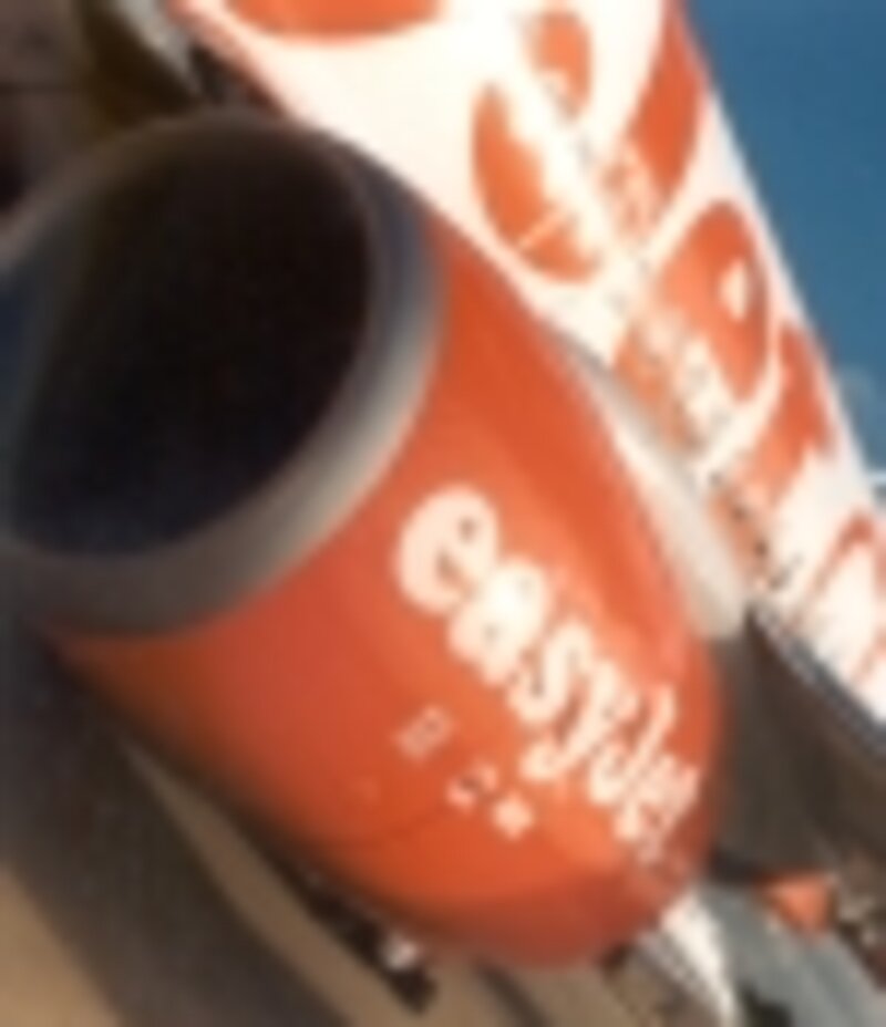 EasyJet sees sales of online extras soar