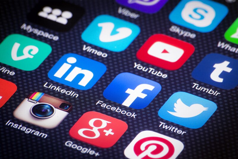 Foreign Office issues Qatar social media warning