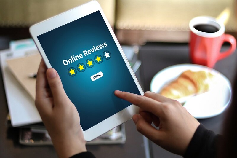 Holidays likely to be reviewed online and consumers generally positive