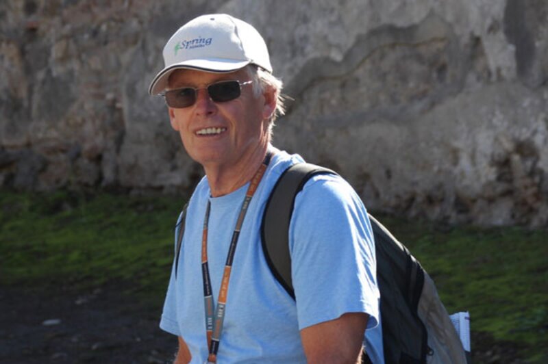 Vertical Systems’ ‘good guy’ Trunkfield retires after 45 years in travel