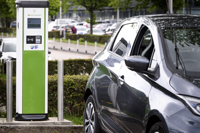 Research finds only 20% of British SMEs are investing in green energy solutions