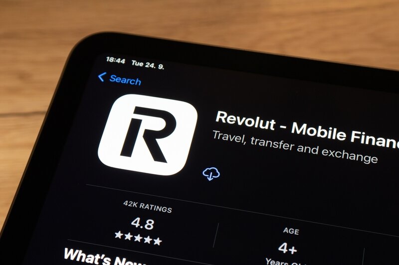 Revolut strikes deal with SAS to allow points to be spent with carrier