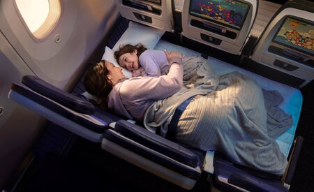 United unveils Relax Row: economy seats that convert into a couch