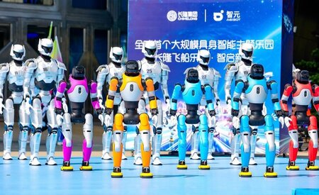 Robots take on visitor service at China’s Chimelong Spaceship Park
